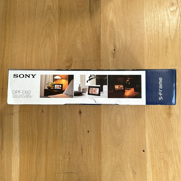 SONY | 9” DIGITAL PHOTO S-FRAME - Picture 4 of 7